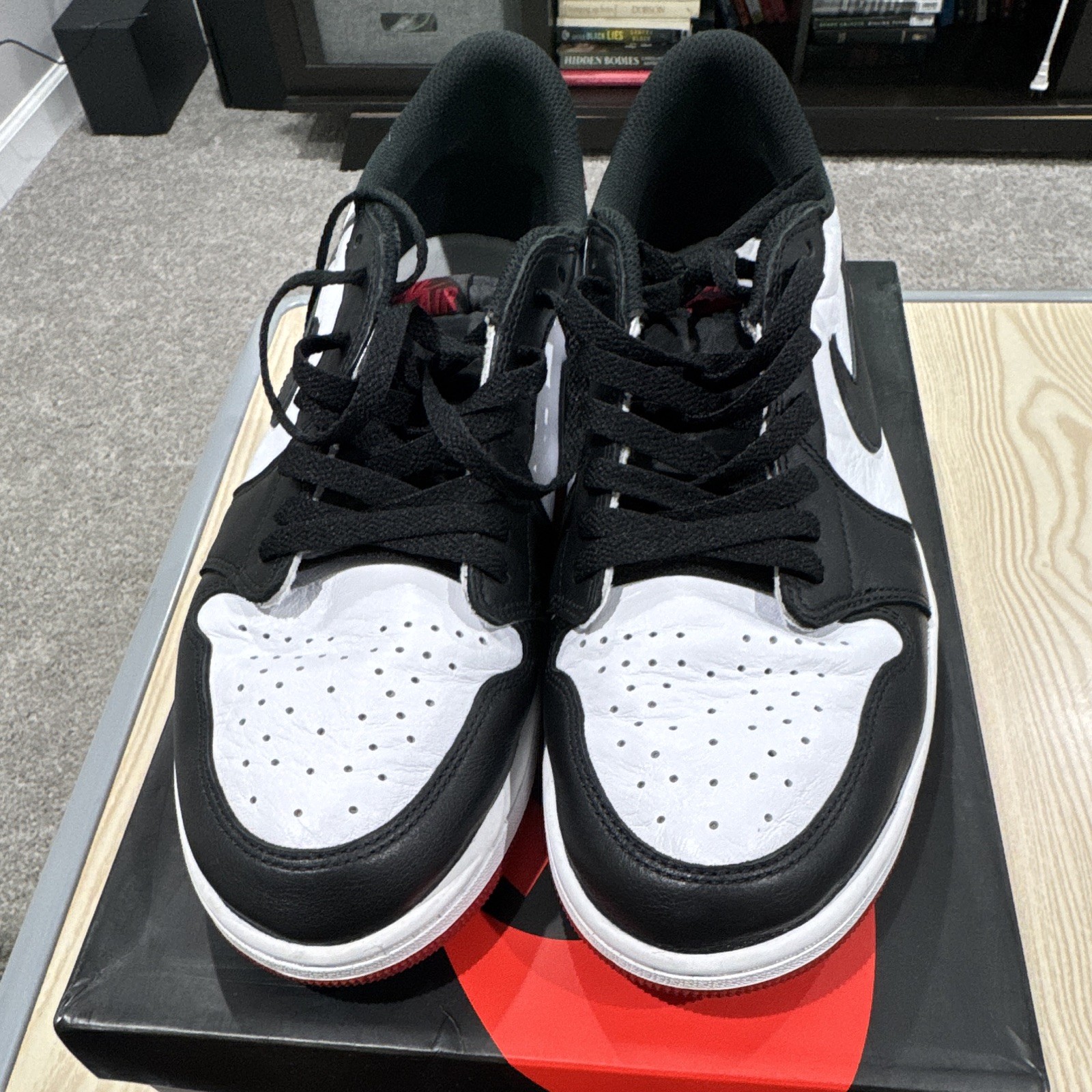 jordan air jordan 1 retro low og black toe white/black/varsity red cz0790 106 jordan air jordan 1 retro low og black toe white/black/varsity red cz0790 106