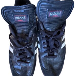 adidas men's samba classic soccer shoes size 11, black/white gum sole, indoor