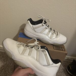 nike air jordan 11 retro low men's sneakers size 10.5 legend blue