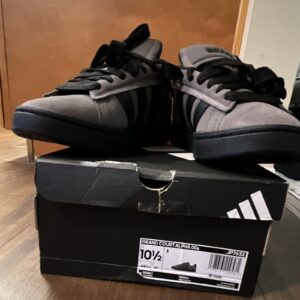 adidas grand court alpha 00s men's low top lace up sneakers gray/black jp7632