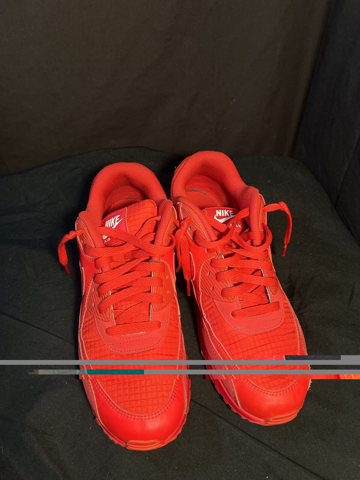 men 9.0us nike air max 90 essential /red men 9.0us nike air max 90 essential /red