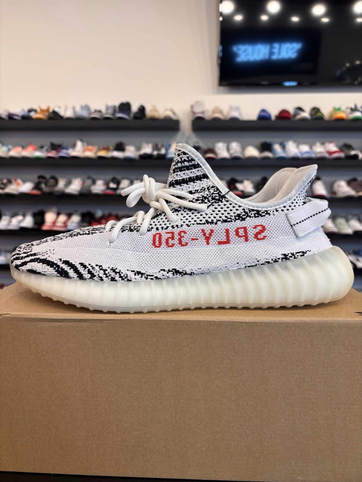 adidas yeezy boost 350 v2 zebra size 12 brand new cp9654 white black red adidas yeezy boost 350 v2 zebra size 12 brand new cp9654 white black red