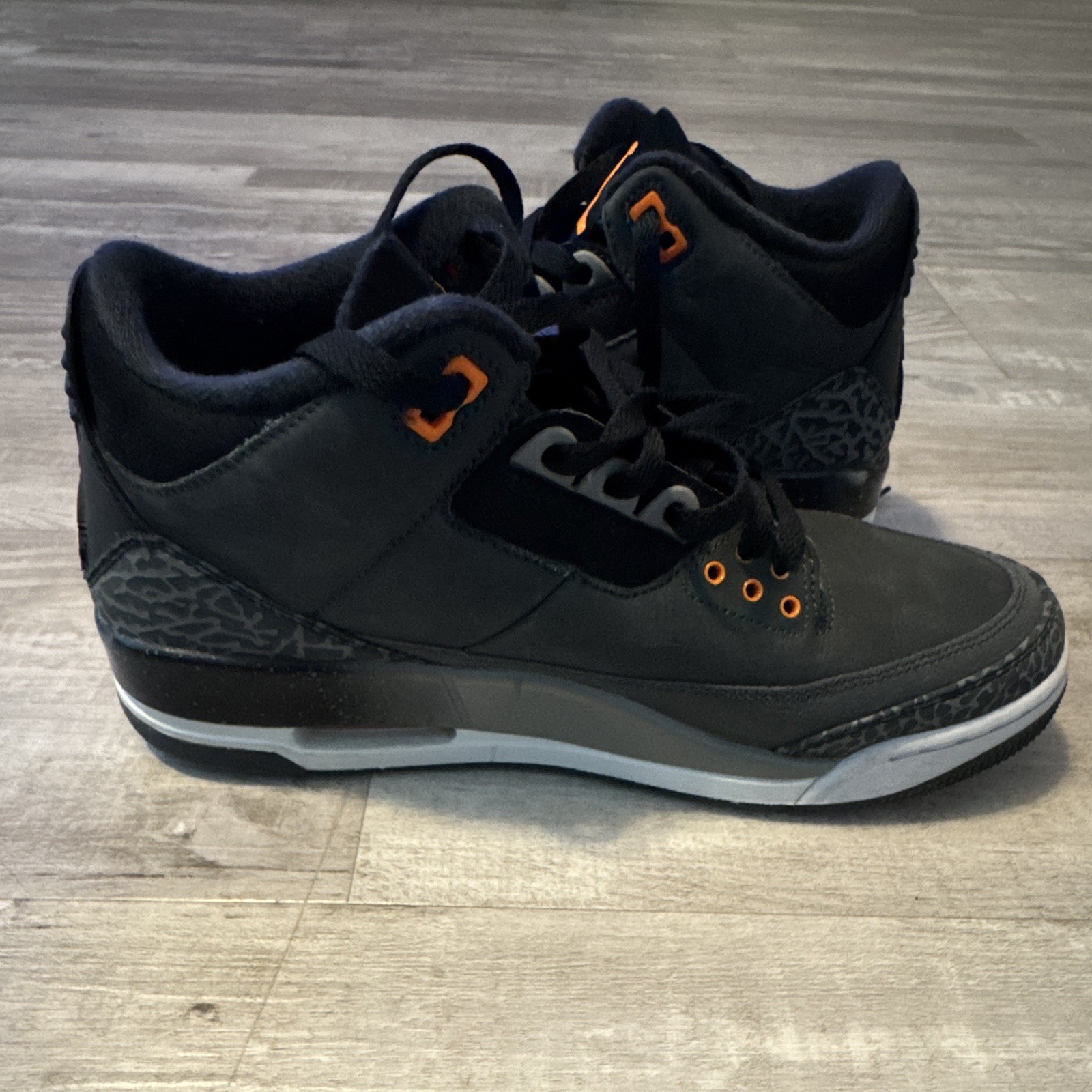 jordan air jordan 3 retro fear mid top black gray orange 2023 ct8532 080 jordan air jordan 3 retro fear mid top black gray orange 2023 ct8532 080
