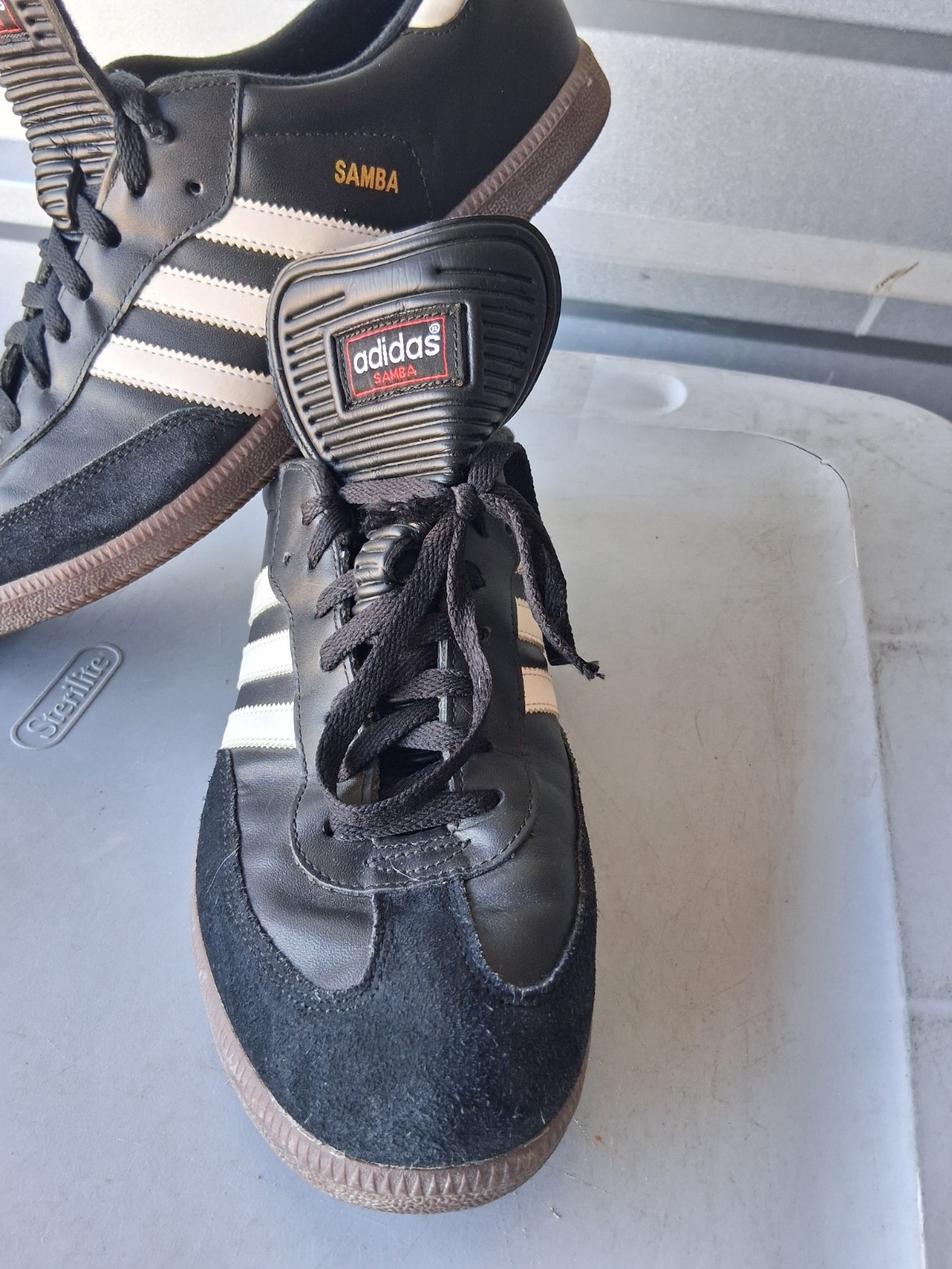 adidas samba classic men's black white gum bottom sneakers shoes 034563 size 13 adidas samba classic men's black white gum bottom sneakers shoes 034563 size 13