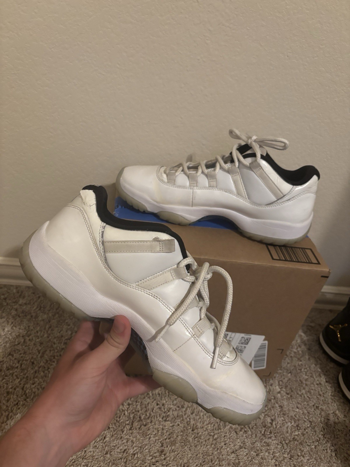 nike air jordan 11 retro low men's sneakers size 10.5 legend blue nike air jordan 11 retro low men's sneakers size 10.5 legend blue