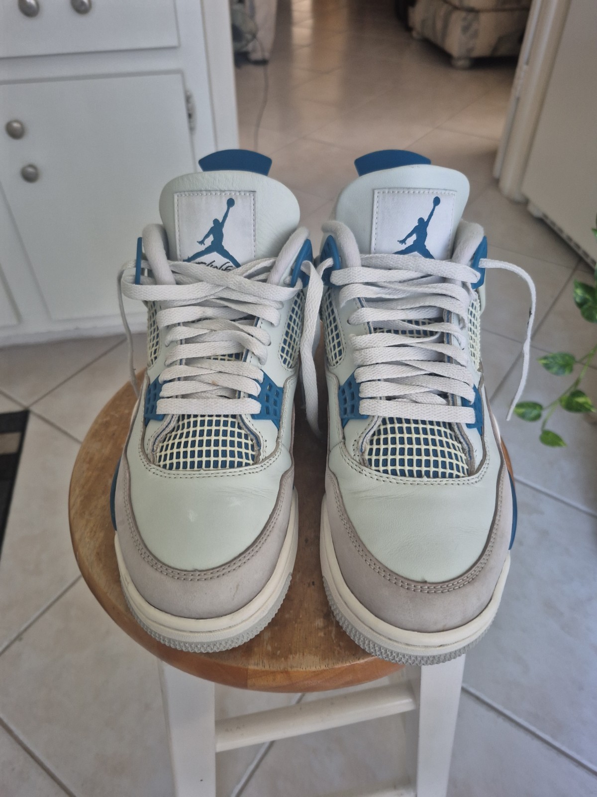 air jordan 4 retro 2024 military blue fv5029 141 men's size 9.5 air jordan 4 retro 2024 military blue fv5029 141 men's size 9.5