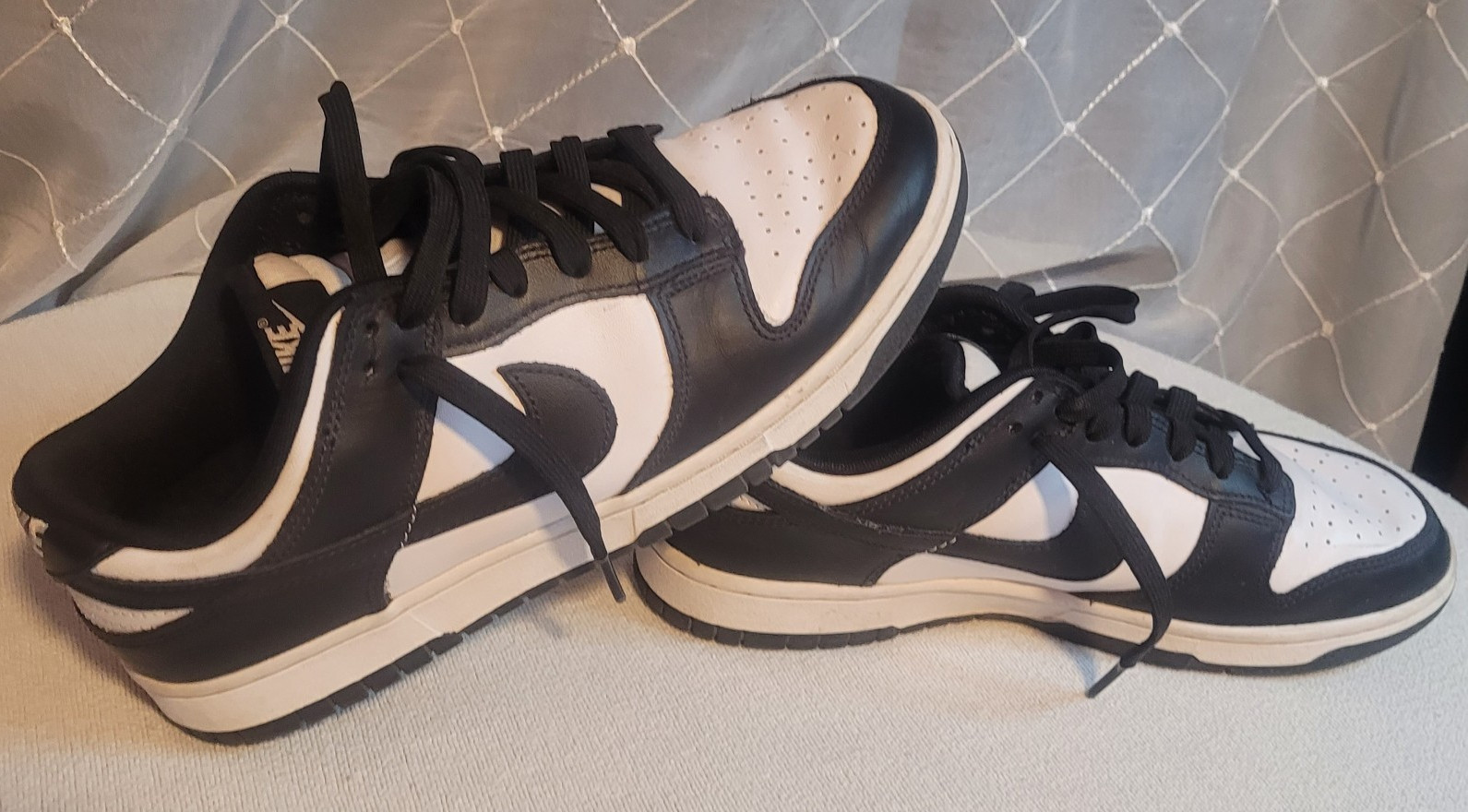 nike dunk black/white men’s low top lace up leather sneakers men's 8.5 nike dunk black/white men’s low top lace up leather sneakers men's 8.5