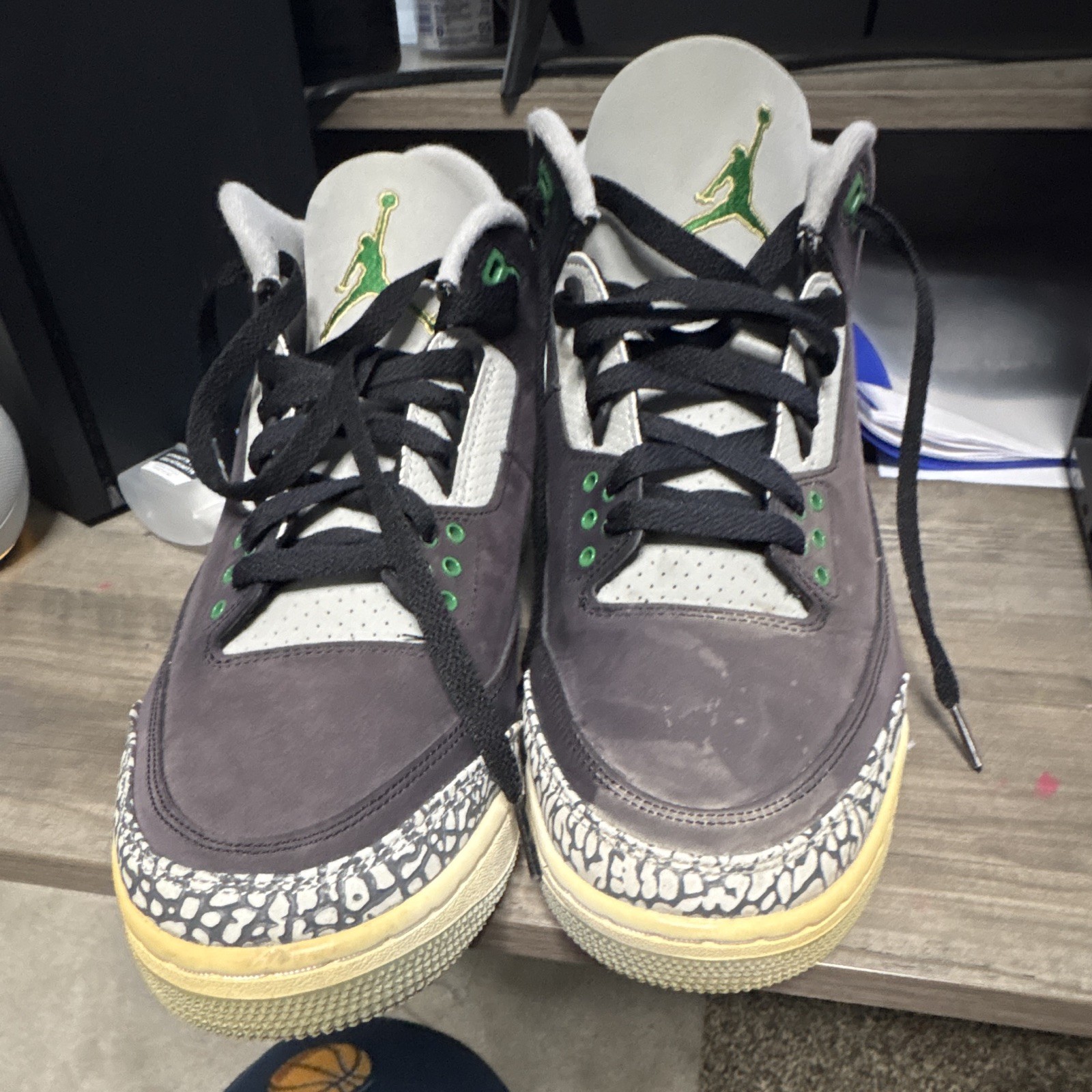 jordan air jordan 3 retro mid pine green ct8532 030 black/cement grey/white jordan air jordan 3 retro mid pine green ct8532 030 black/cement grey/white