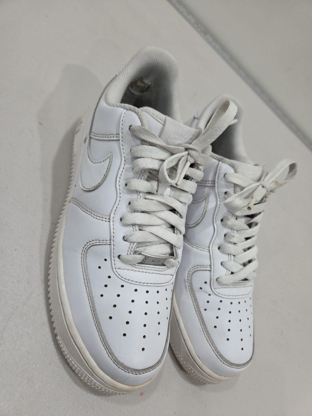 nike air force 1 low '07 white leather shoes dd8959 100 size 9 women's nike air force 1 low '07 white leather shoes dd8959 100 size 9 women's