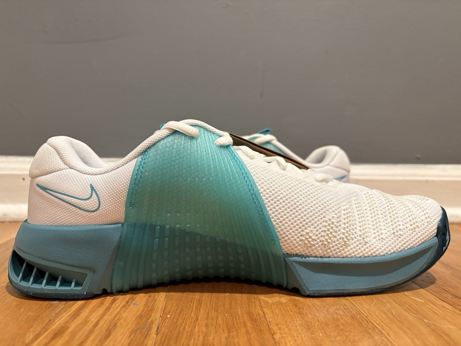 size 11 nike metcon 9 white dusty cactus dz2617 105 size 11 nike metcon 9 white dusty cactus dz2617 105
