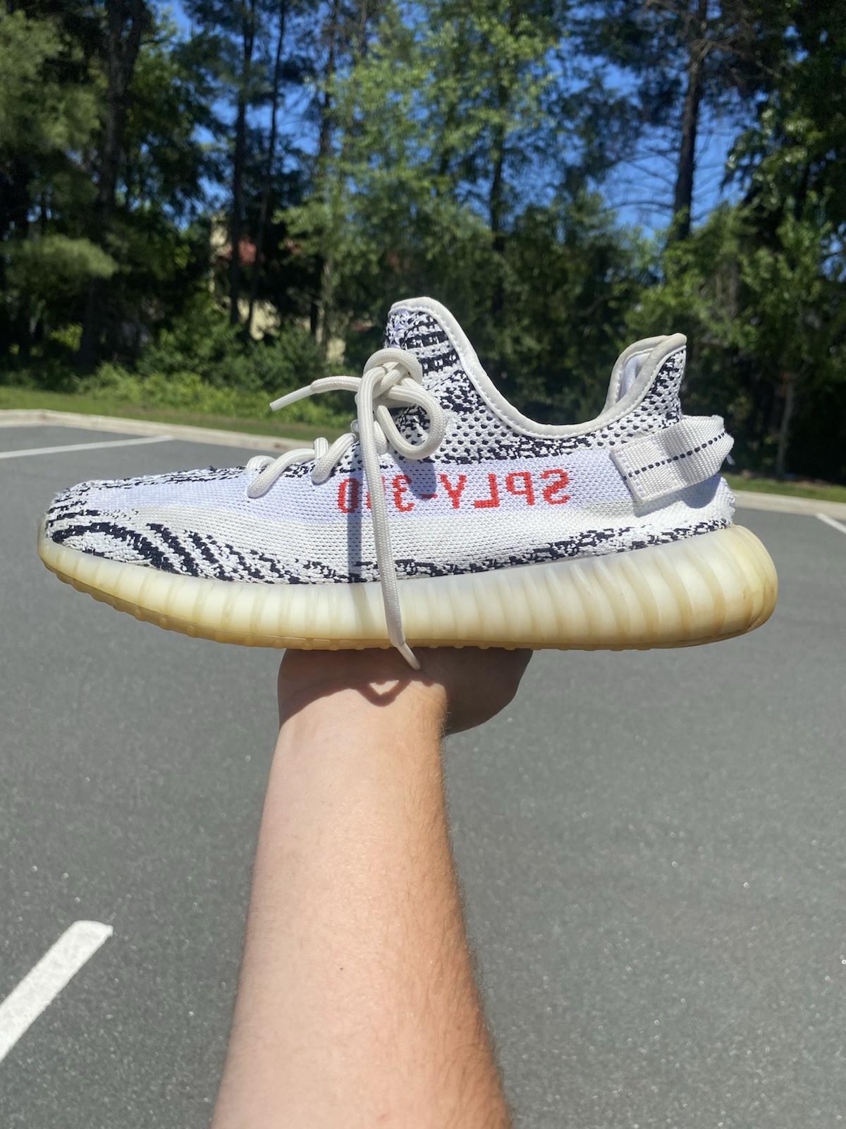 size 9.5 adidas yeezy boost 350 v2 low zebra size 9.5 adidas yeezy boost 350 v2 low zebra