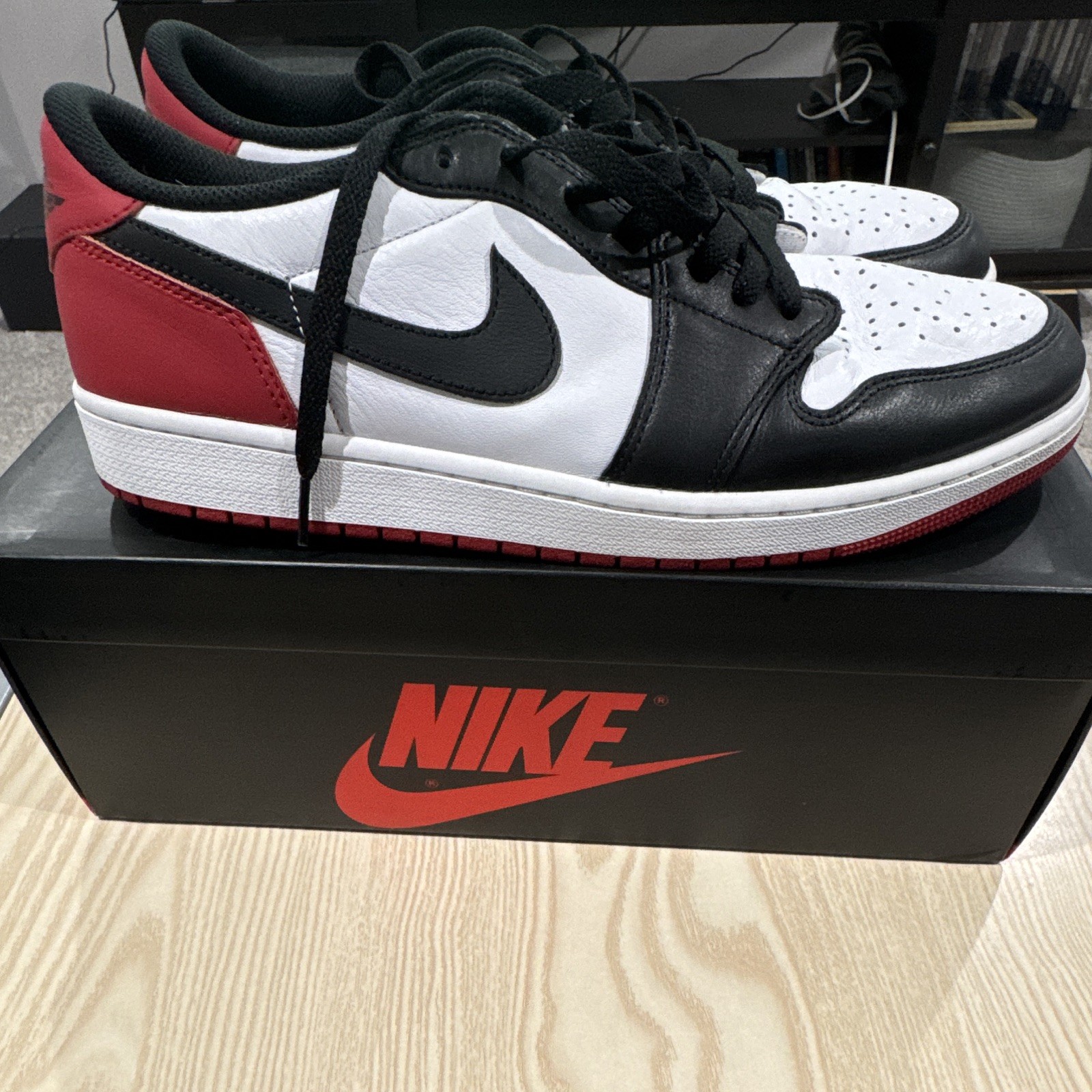 jordan air jordan 1 retro low og black toe white/black/varsity red cz0790 106 jordan air jordan 1 retro low og black toe white/black/varsity red cz0790 106