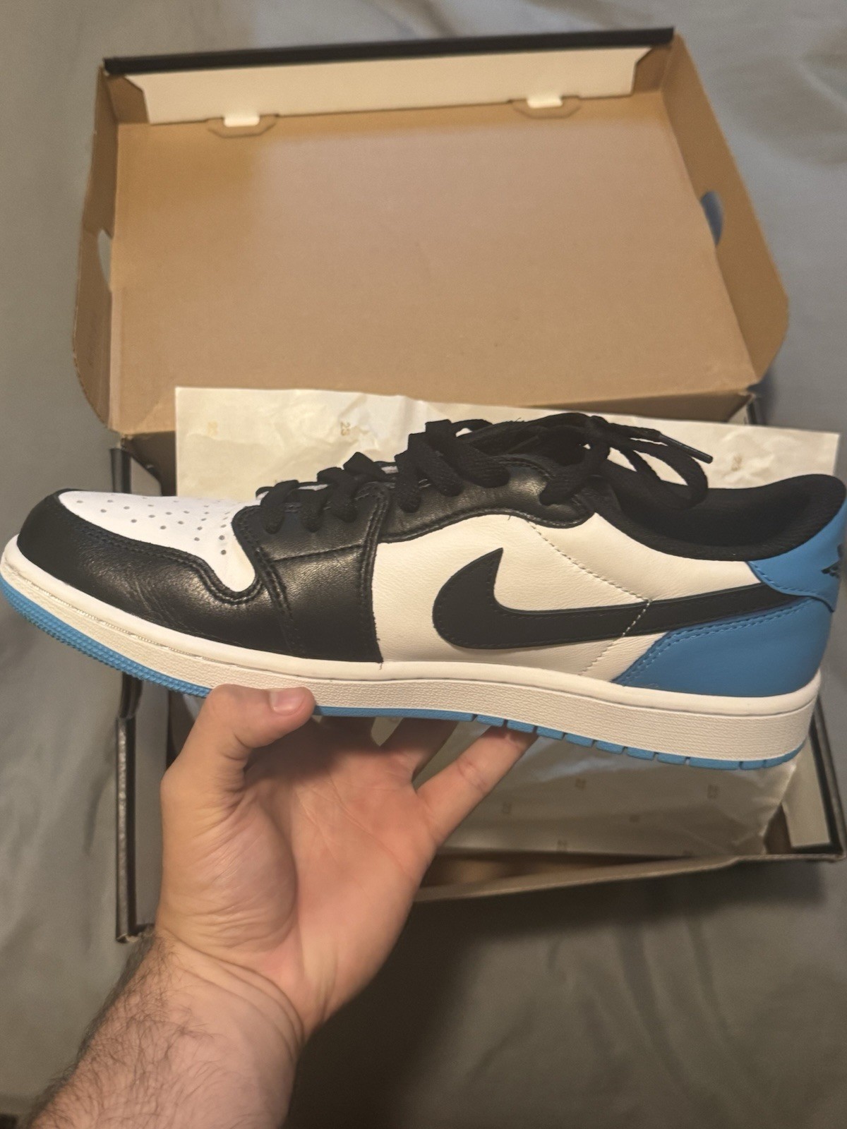 jordan 1 low powder blue size 11 with different box used condition jordan 1 low powder blue size 11 with different box used condition