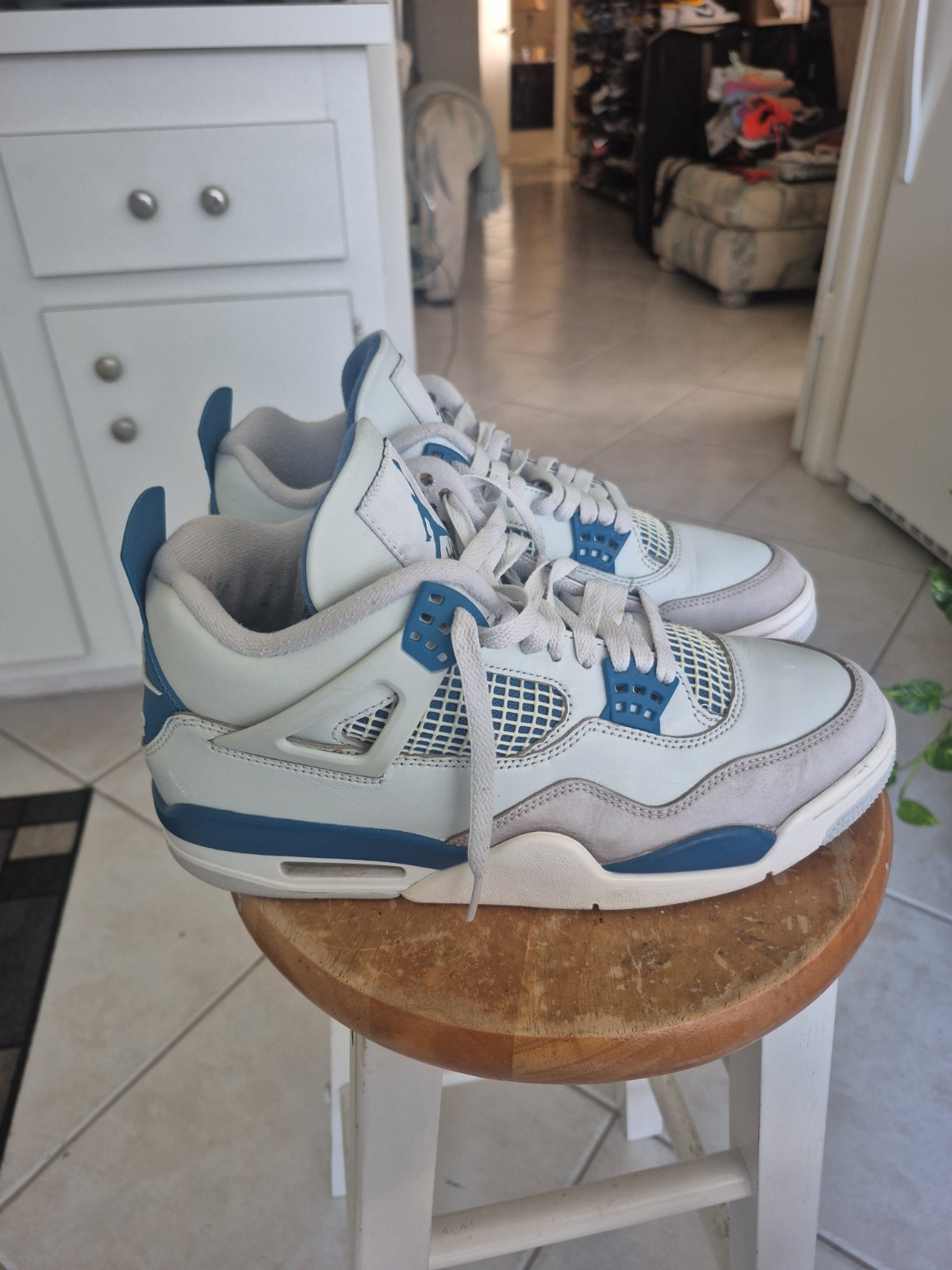 air jordan 4 retro 2024 military blue fv5029 141 men's size 9.5 air jordan 4 retro 2024 military blue fv5029 141 men's size 9.5