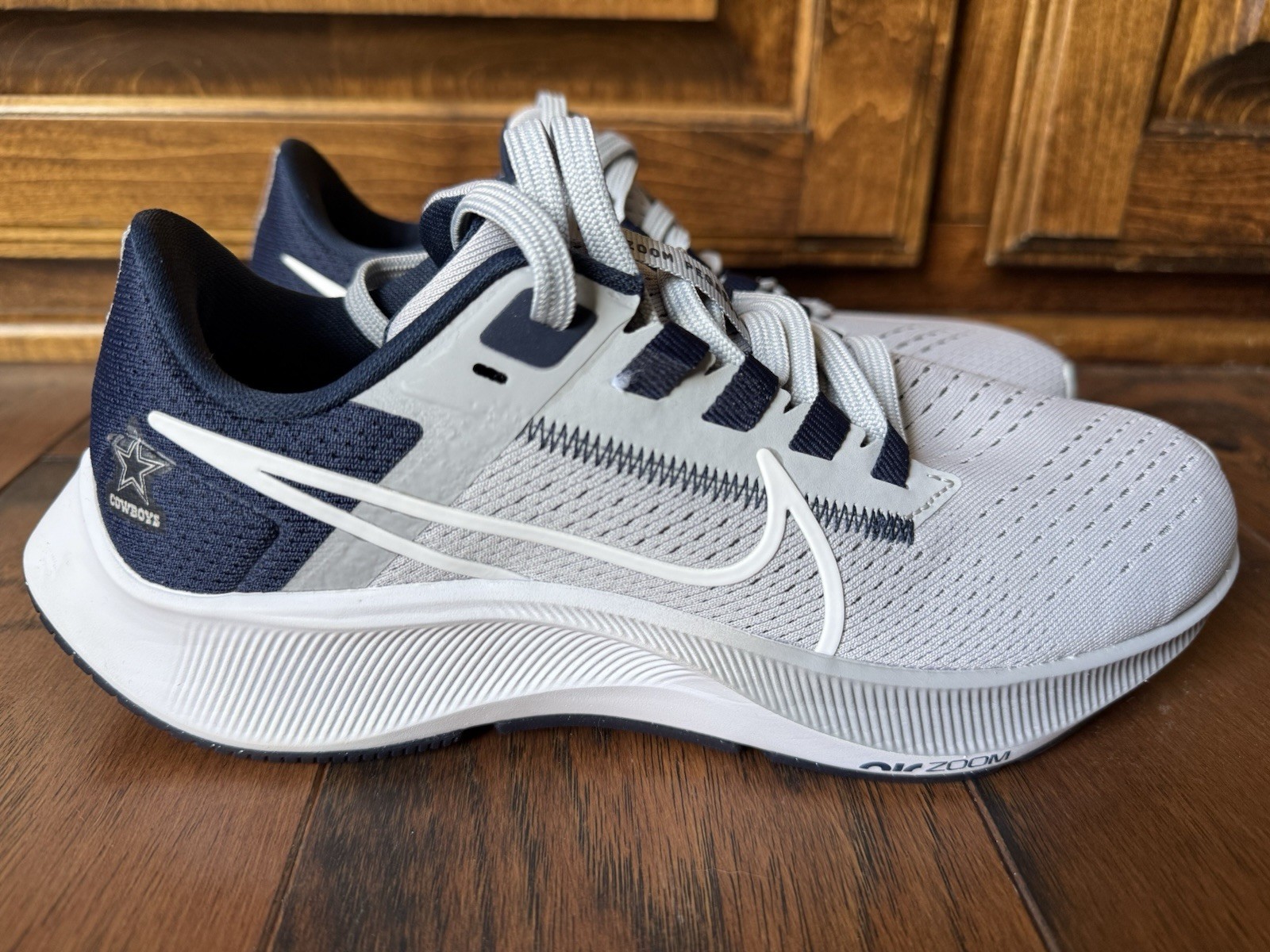nfl x nike air zoom pegasus 38 dallas cowboys sz 4.5 running shoes new rare nfl x nike air zoom pegasus 38 dallas cowboys sz 4.5 running shoes new rare