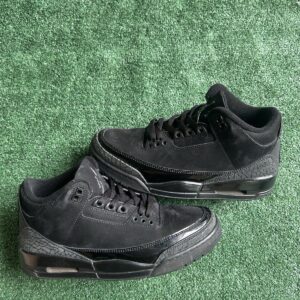 size 8 jordan 3 black cat 2025 worn lightly clean