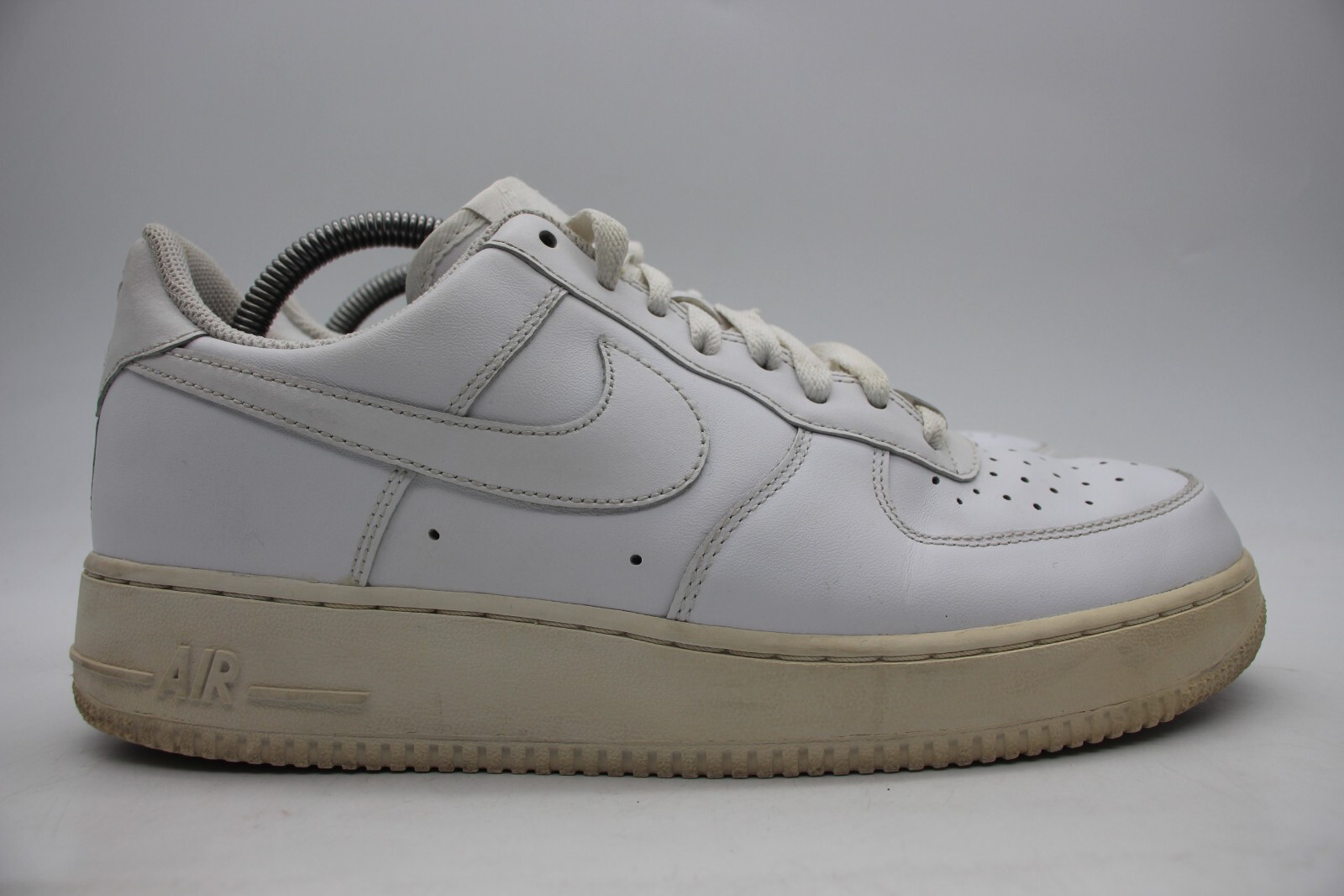 nike air force 1 '07 low men's 9 white athletic shoes sneakers 315122 111 nike air force 1 '07 low men's 9 white athletic shoes sneakers 315122 111