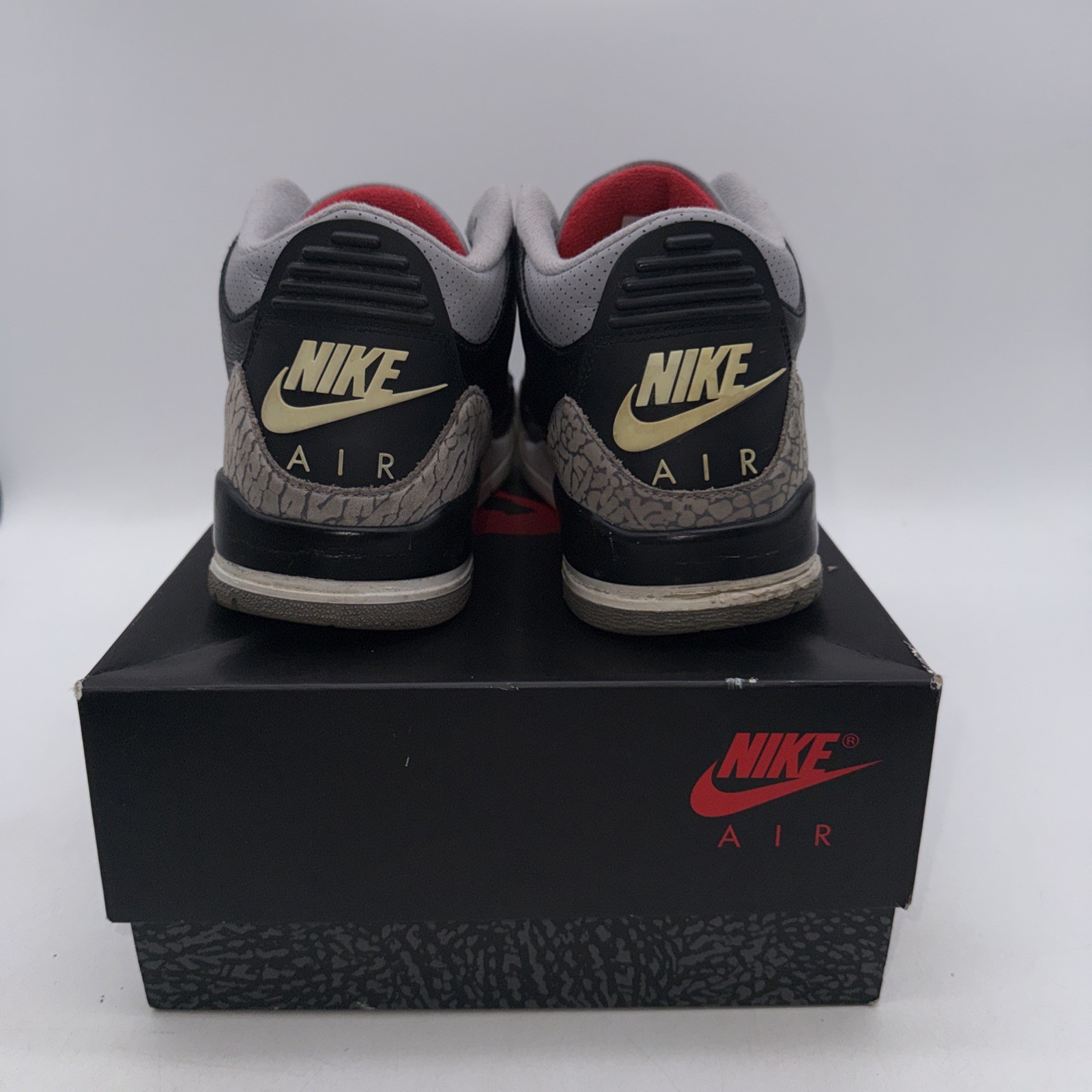 size 10 air jordan 3 retro og 2024 black cement size 10 air jordan 3 retro og 2024 black cement