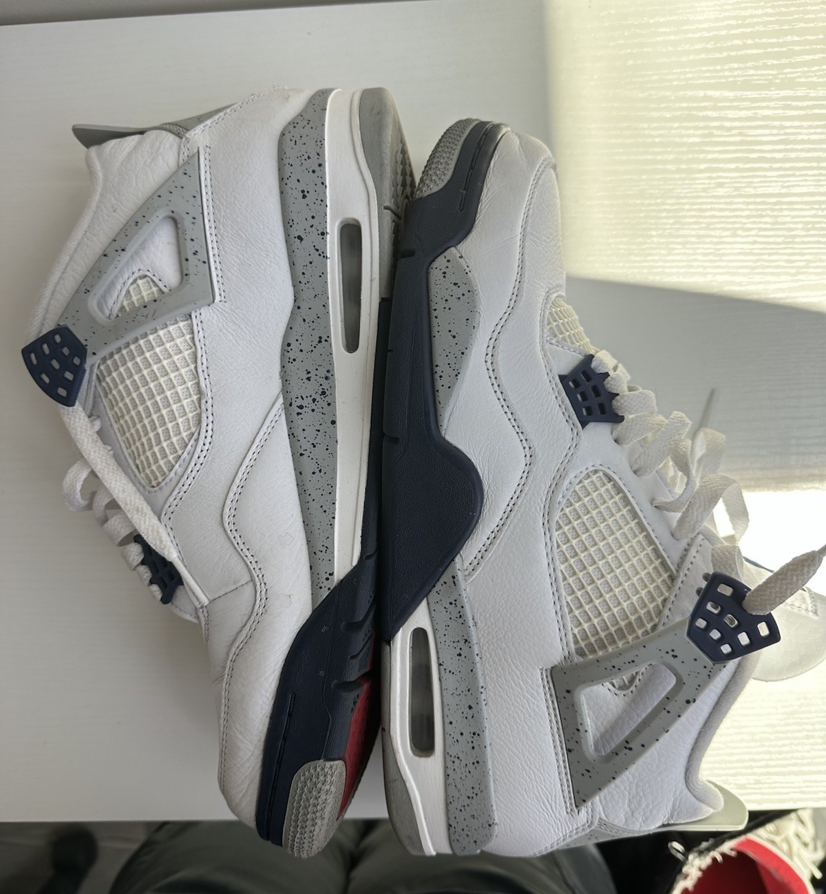 jordan 4 retro mid midnight navy size 11 gently used jordan 4 retro mid midnight navy size 11 gently used