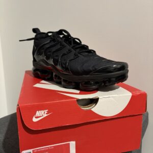 nike air vapormax plus triple black low top lace up men's sneakers 924453 004