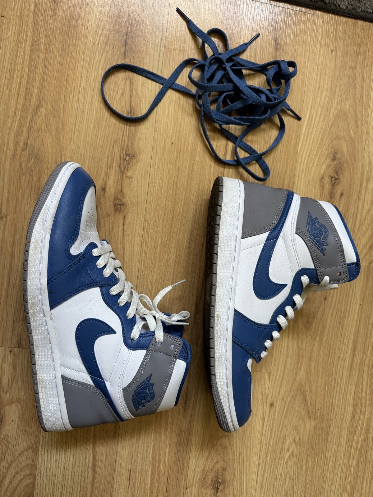 nike air jordan 1 high og mens 9.5 blue true blue white gray dz5485 410 retro nike air jordan 1 high og mens 9.5 blue true blue white gray dz5485 410 retro