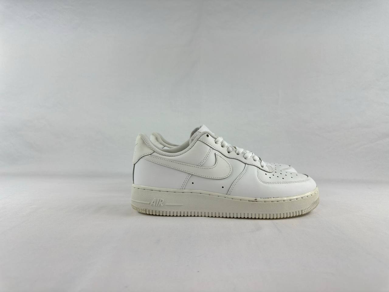 nike air force 1 '07 'white' 315122 111 men's size 8.5 nike air force 1 '07 'white' 315122 111 men's size 8.5