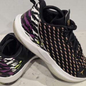 size 8.5 jordan cp3.xii dr. jekyll and mr. hyde perf knit upper & leather 1/4