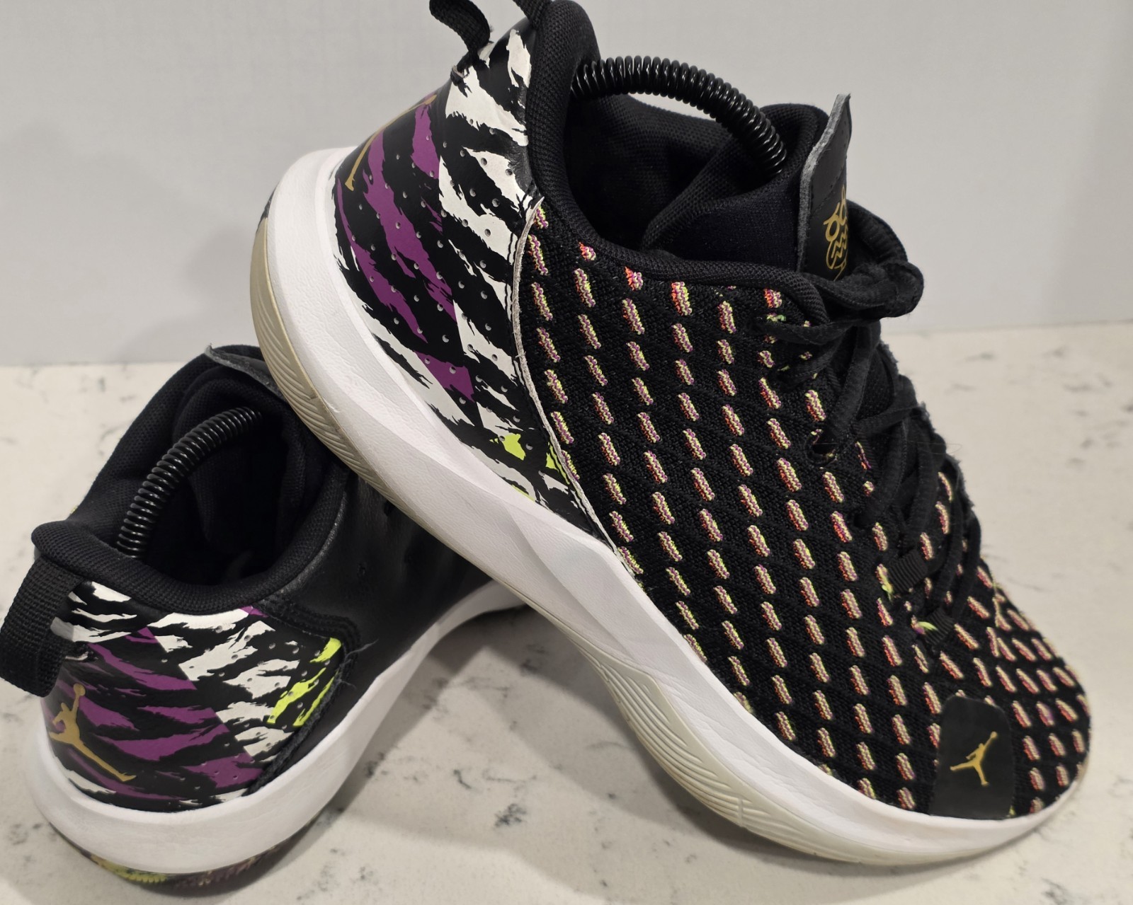 size 8.5 jordan cp3.xii dr. jekyll and mr. hyde perf knit upper & leather 1/4 size 8.5 jordan cp3.xii dr. jekyll and mr. hyde perf knit upper & leather 1/4