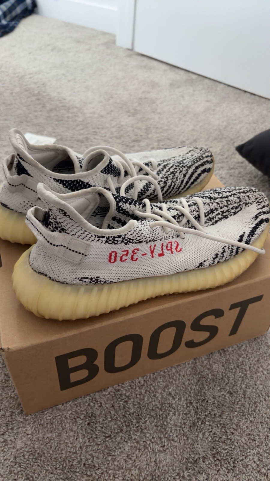 adidas yeezy boost 350 v2 zebra white/black primeknit low top cp9654 2017 adidas yeezy boost 350 v2 zebra white/black primeknit low top cp9654 2017