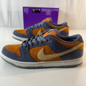 nike dunk sb low pro light carbon/sesame monarch men's sneakers size 10.5